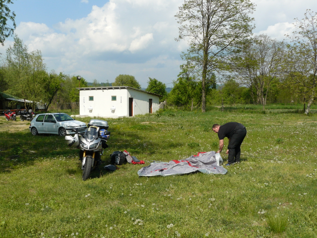 http://www.tonyco.net/pictures/Serbia_Danube_25_04_2009/P1050404.JPG