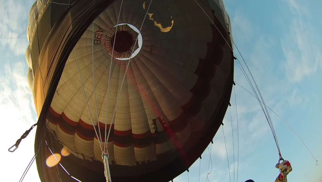 http://www.tonyco.net/pictures/Turkey_Trip_2017/Cappadocia/Balloon_flight/photo167.jpg