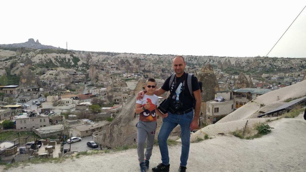 http://www.tonyco.net/pictures/Turkey_Trip_2017/Cappadocia/Goreme/goreme11.jpg