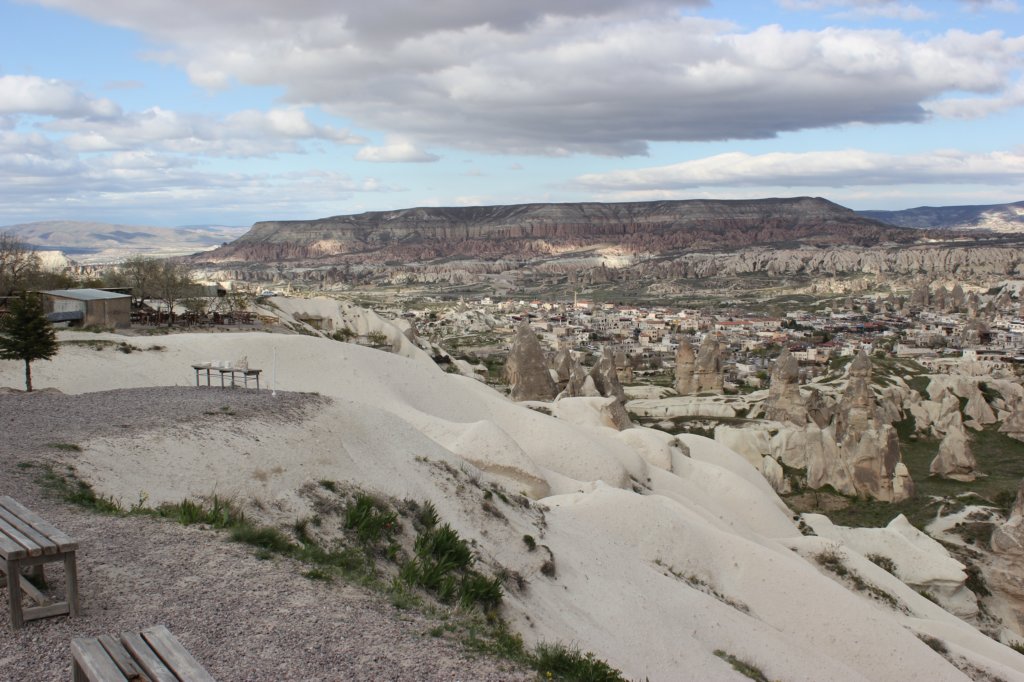 http://www.tonyco.net/pictures/Turkey_Trip_2017/Cappadocia/Goreme/photo104.jpg