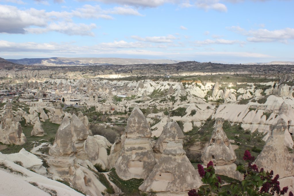 http://www.tonyco.net/pictures/Turkey_Trip_2017/Cappadocia/Goreme/photo106.jpg