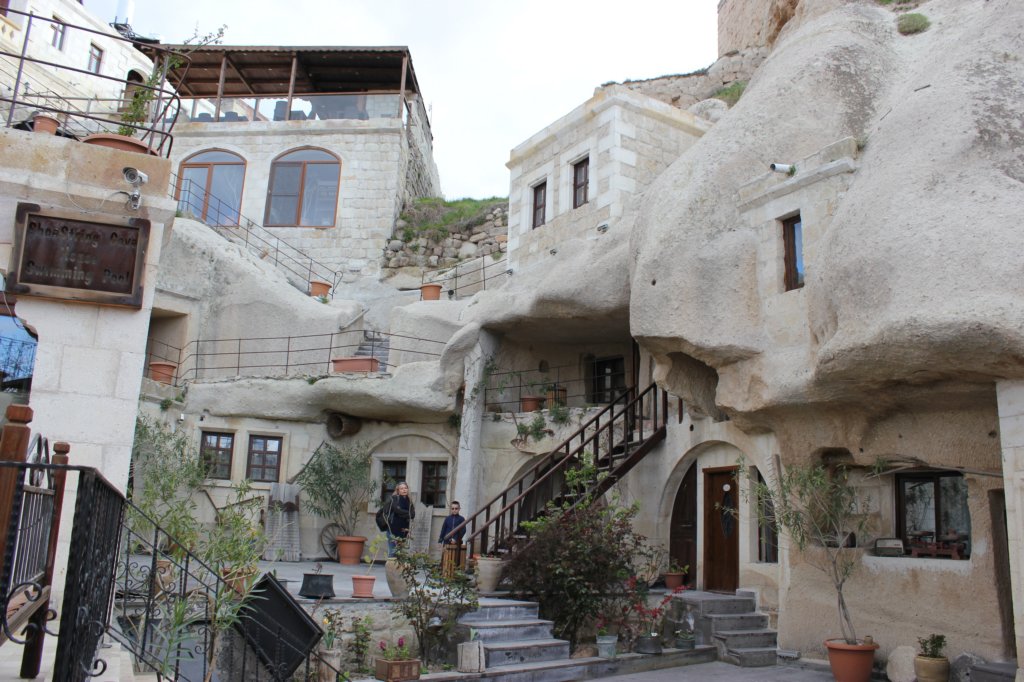 http://www.tonyco.net/pictures/Turkey_Trip_2017/Cappadocia/Goreme/photo112.jpg