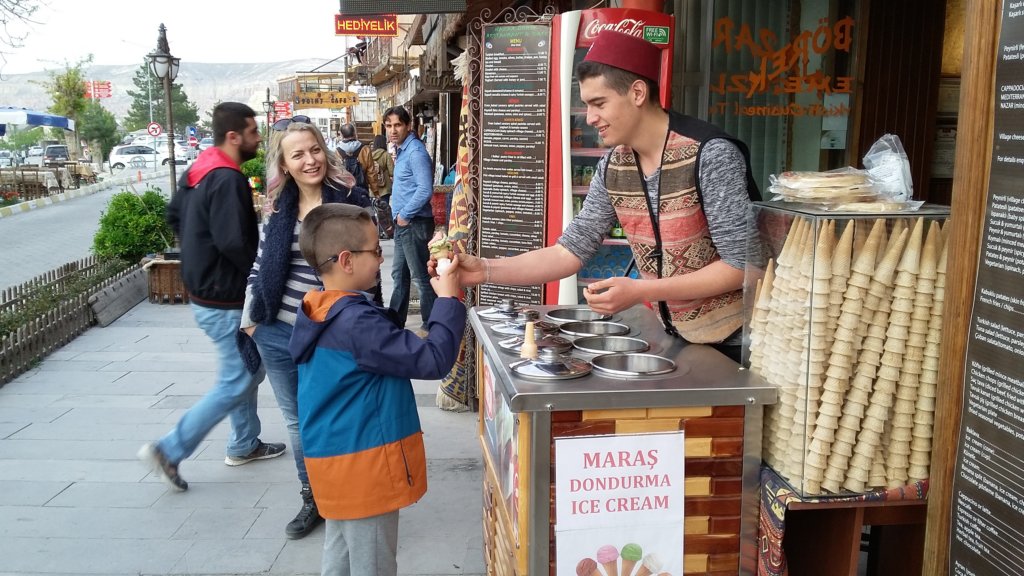 http://www.tonyco.net/pictures/Turkey_Trip_2017/Cappadocia/Goreme/photo81.jpg