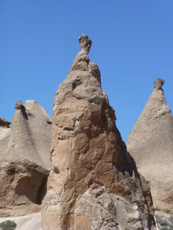 http://www.tonyco.net/pictures/Turkey_Trip_2017/Cappadocia/Red_Tour/devrent5.jpg