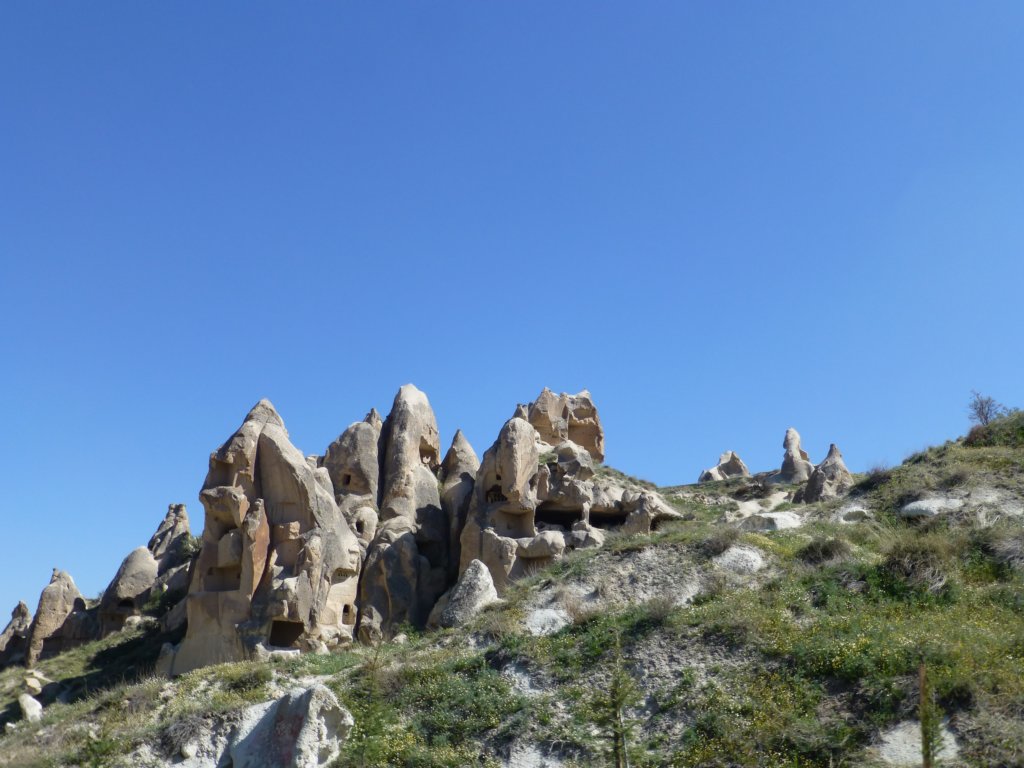 http://www.tonyco.net/pictures/Turkey_Trip_2017/Cappadocia/Red_Tour/goremeopenairmuseum.jpg