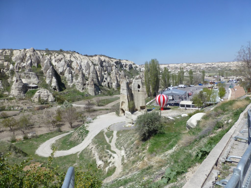 http://www.tonyco.net/pictures/Turkey_Trip_2017/Cappadocia/Red_Tour/goremeopenairmuseum40.jpg
