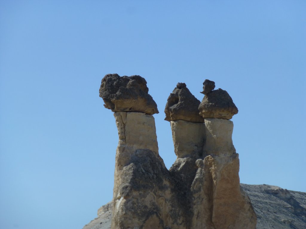 http://www.tonyco.net/pictures/Turkey_Trip_2017/Cappadocia/Red_Tour/pasabag28.jpg