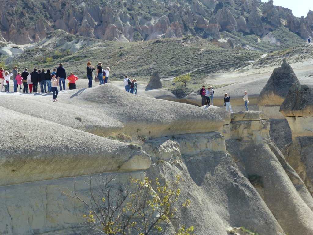 http://www.tonyco.net/pictures/Turkey_Trip_2017/Cappadocia/Red_Tour/pasabag35.jpg