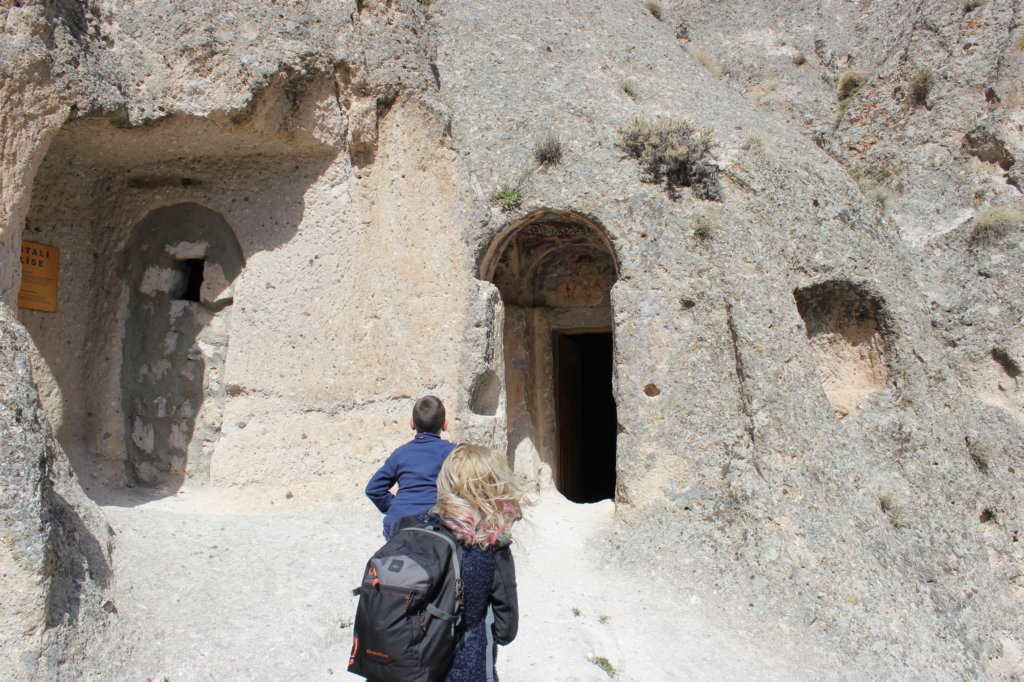 http://www.tonyco.net/pictures/Turkey_Trip_2017/Cappadocia/Soganli/photo112.jpg