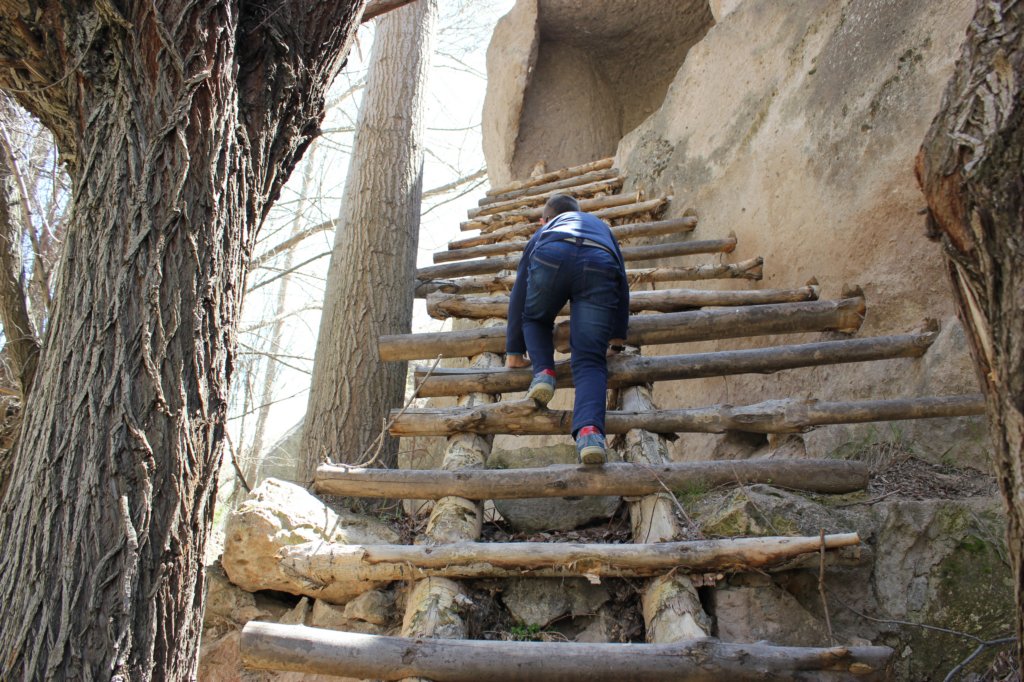 http://www.tonyco.net/pictures/Turkey_Trip_2017/Cappadocia/Soganli/photo47.jpg