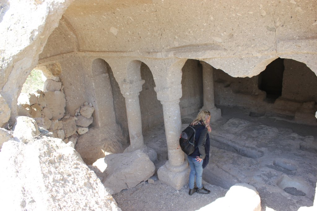 http://www.tonyco.net/pictures/Turkey_Trip_2017/Cappadocia/Soganli/photo72.jpg