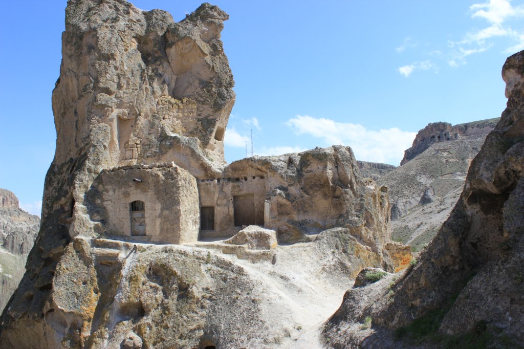 http://www.tonyco.net/pictures/Turkey_Trip_2017/Cappadocia/Soganli/photo92.jpg