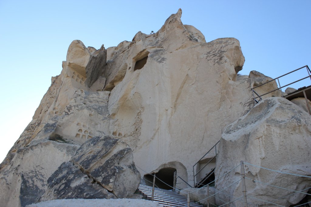 http://www.tonyco.net/pictures/Turkey_Trip_2017/Cappadocia/Uchisar/photo5.jpg