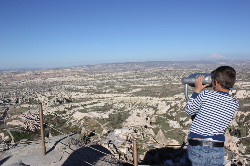 http://www.tonyco.net/pictures/Turkey_Trip_2017/Cappadocia/Uchisar/photo7.jpg