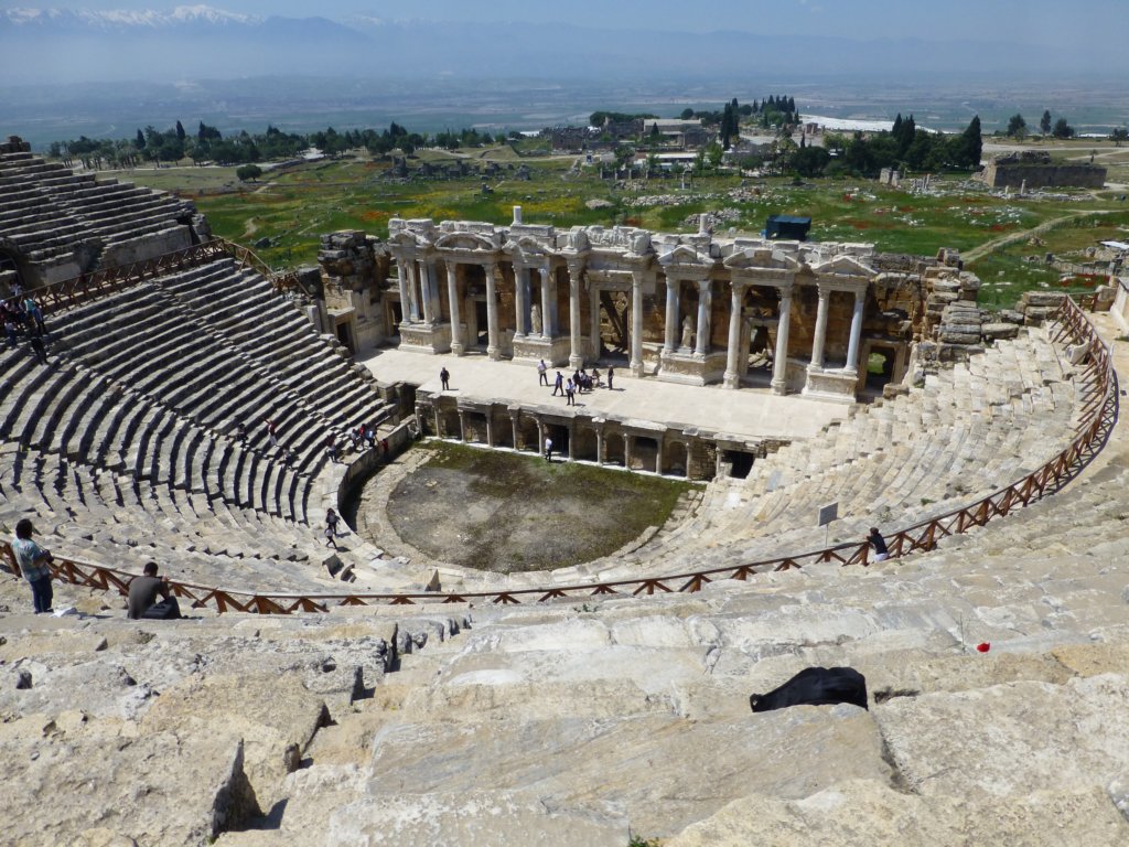 http://www.tonyco.net/pictures/Turkey_Trip_2017/Pamukkale/pamukkale47.jpg