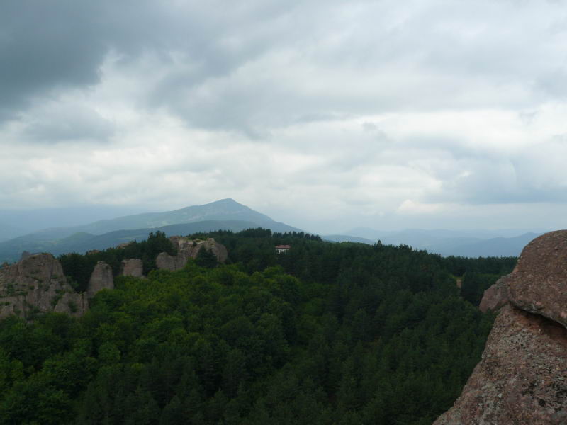 http://www.tonyco.net/pictures/Vidin_Belogradchik_14_06_2008/P1020812.JPG