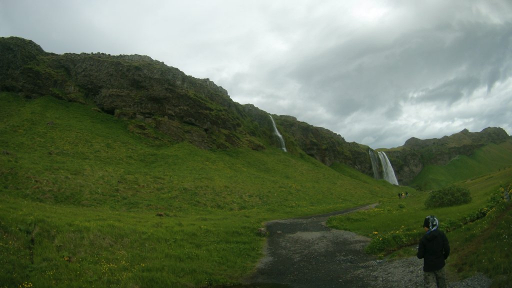 seljalandsfoss3.jpg