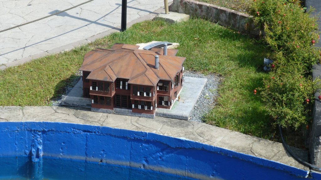 photo111.jpg