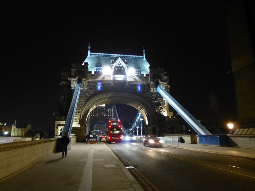 towerbridge2.jpg
