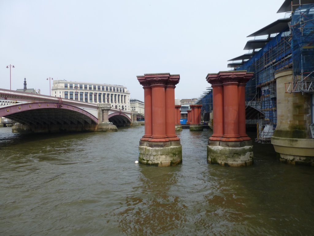 blackfriarsbridge2.jpg