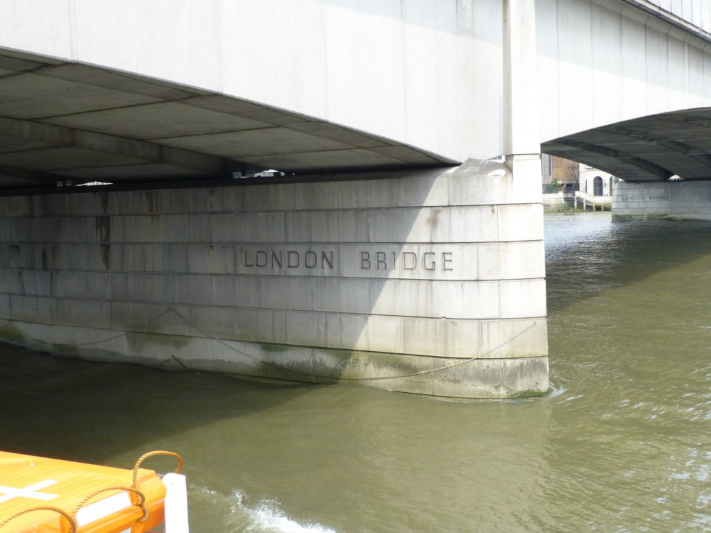 londonbridge.jpg