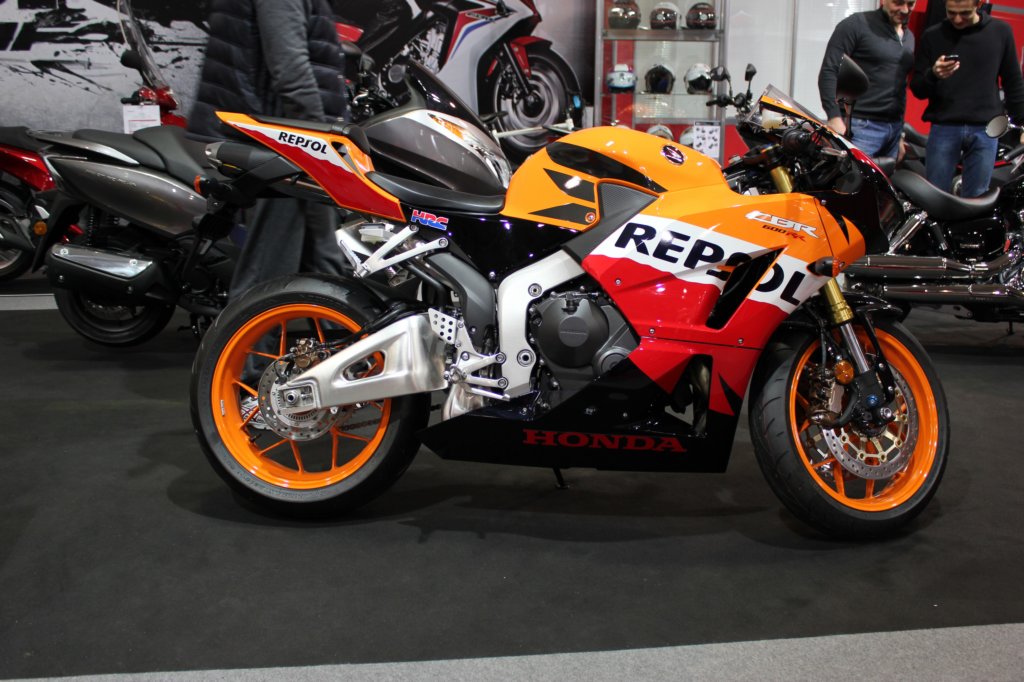 hondacbr600rr.jpg