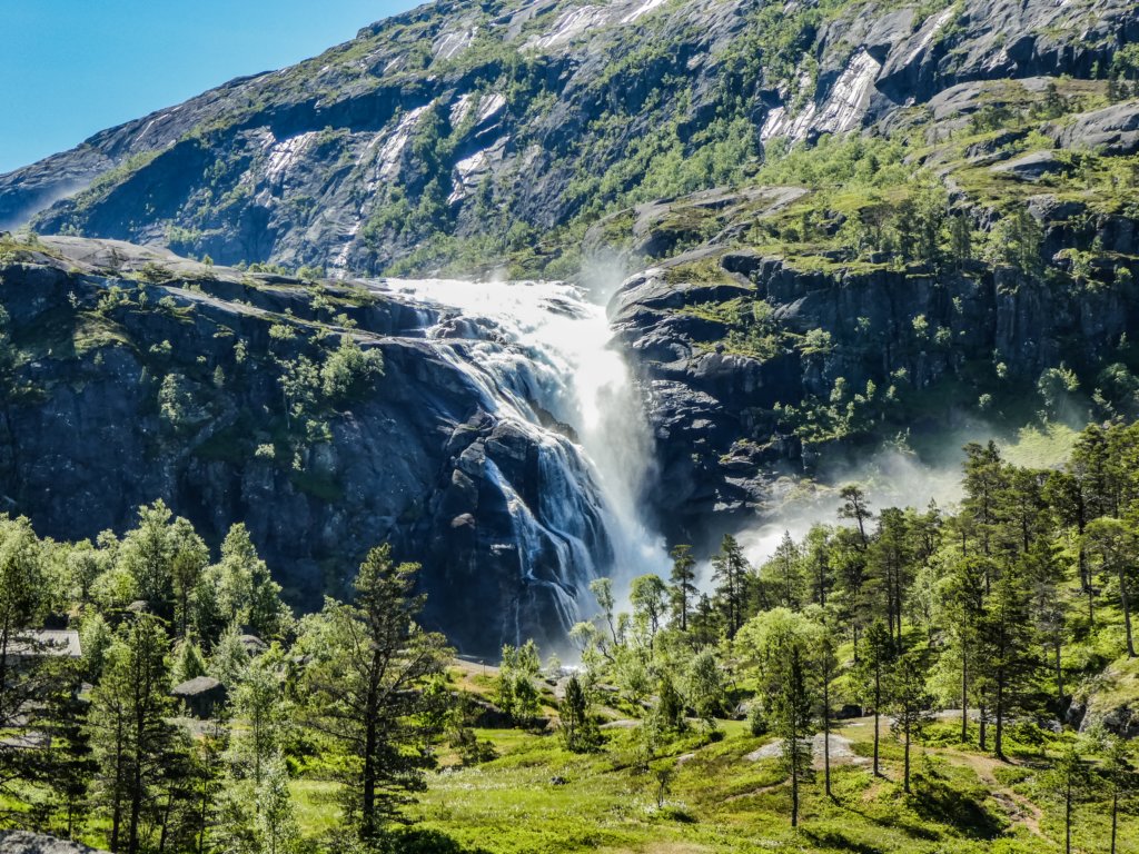 nykkjesoyfossen2.jpg