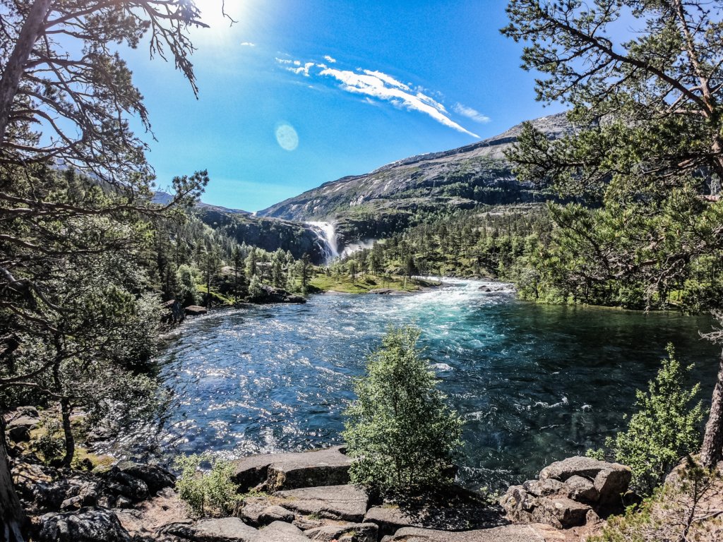 nykkjesoyfossen4.jpg