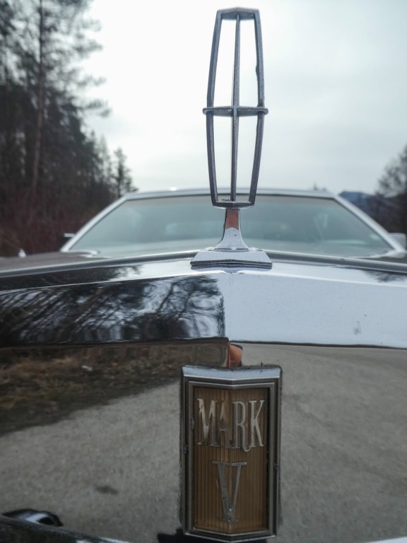 lincolncontinentalmark57910.jpg